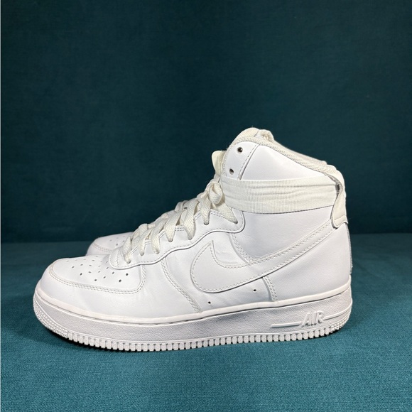 Nike Air Force 1 High White shoes size 8Men/9.5Women - Picture 1 of 8